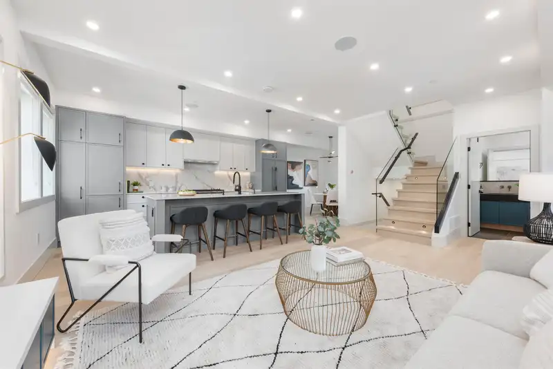 1 375 E 33RD AVENUE - photo 1 of 35