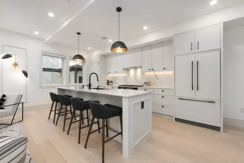 1 375 E 33RD AVENUE - photo 3 of 35