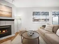 935 E 8TH AVENUE - thumbnail 3