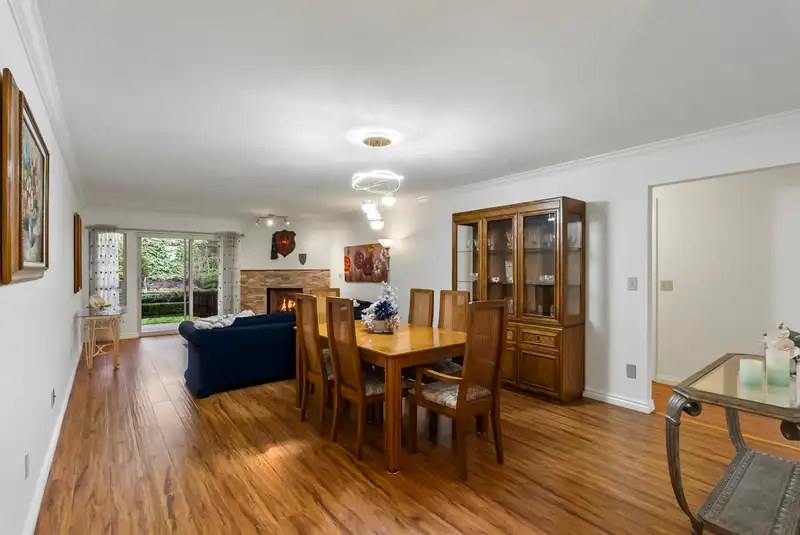 133 15153 98 AVENUE - photo 4 of 37