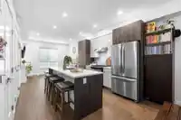 18 19789 55 AVENUE - thumbnail 3