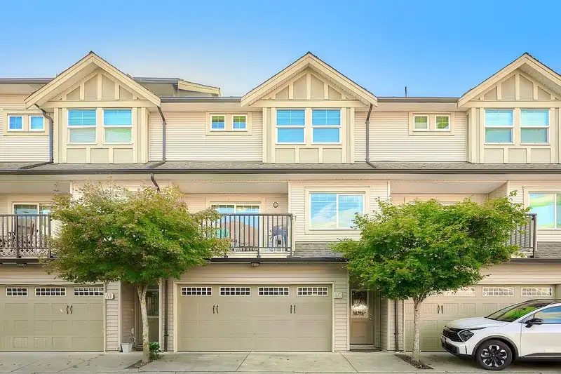40 8358 121A STREET - photo 1 of 21