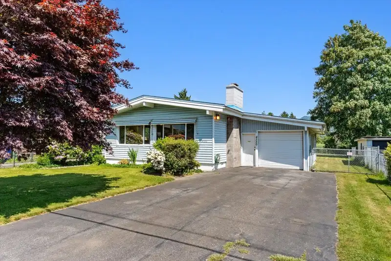 4350 CYPRESS STREET - photo 2 of 34