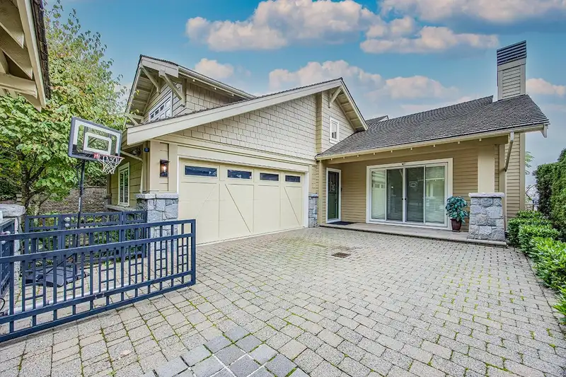 2546 MARR CREEK COURT - photo 1 of 39
