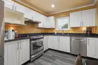 305 5977 177B STREET - thumbnail 11
