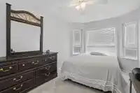 305 5977 177B STREET - thumbnail 13
