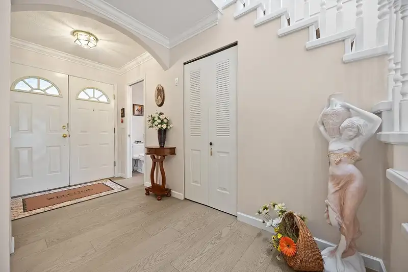 43 8120 GENERAL CURRIE ROAD - photo 2 of 30