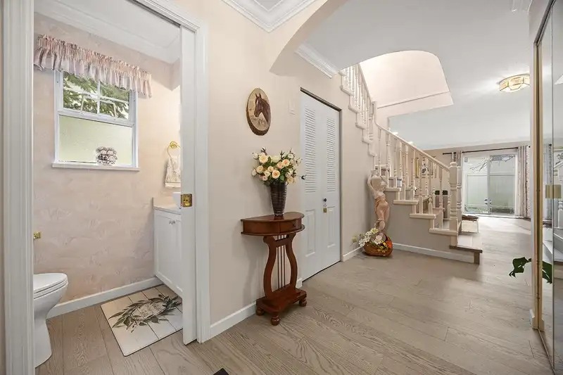 43 8120 GENERAL CURRIE ROAD - photo 3 of 30