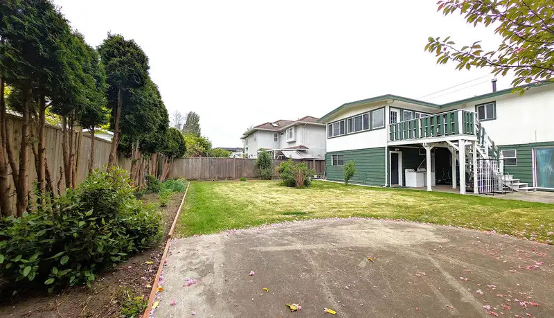 3500 WILLIAMS ROAD - photo 3 of 36