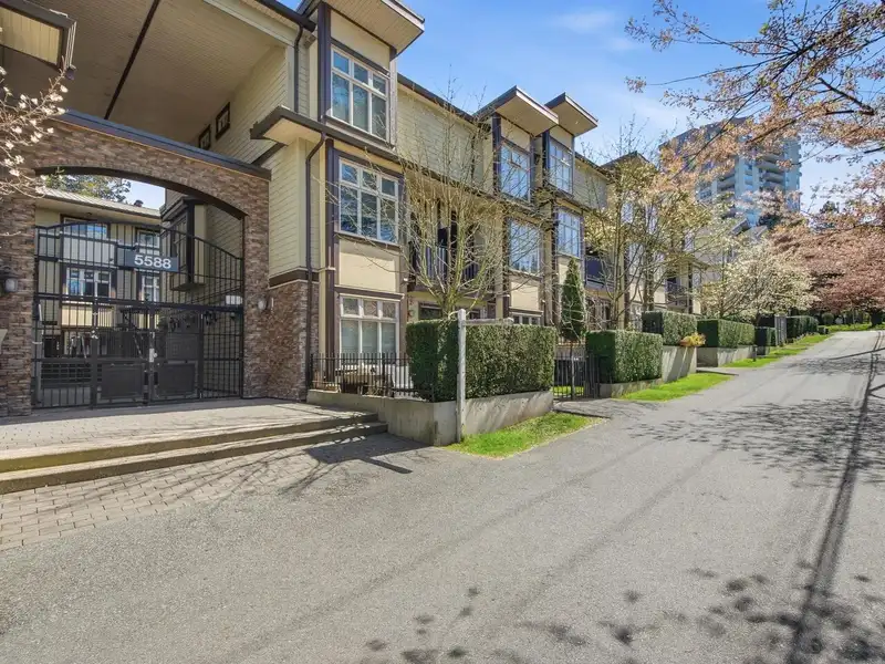 114 5588 PATTERSON - photo 1 of 16
