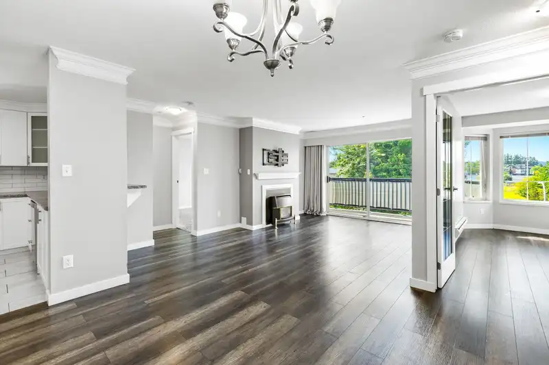 302 20881 56 AVENUE - photo 4 of 34