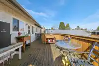2096 MARTENS STREET - thumbnail 22