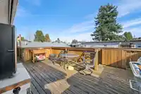 2096 MARTENS STREET - thumbnail 24