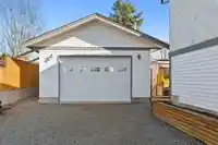 2096 MARTENS STREET - thumbnail 32