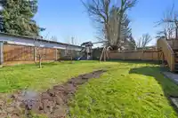 2096 MARTENS STREET - thumbnail 36