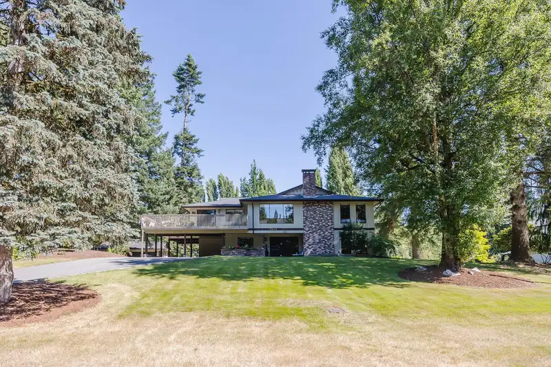 7840 227 CRESCENT - photo 2 of 40