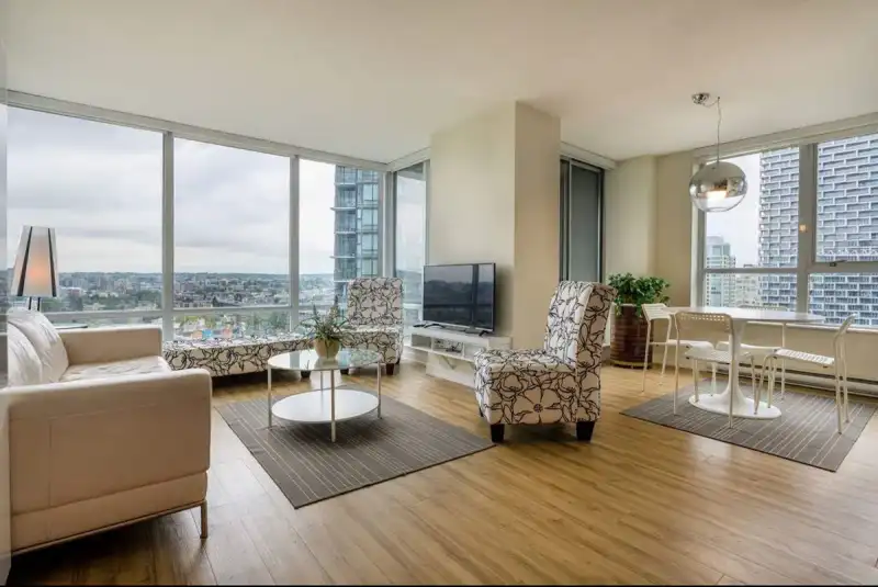 2602 1495 RICHARDS STREET - photo 1 of 17
