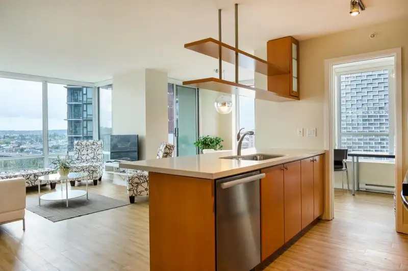2602 1495 RICHARDS STREET - photo 4 of 17
