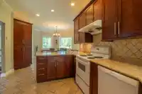 2333 STURDIES BAY ROAD - thumbnail 12