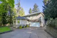 2333 STURDIES BAY ROAD - thumbnail 32