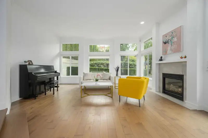 2757 CHELSEA COURT - photo 4 of 40