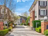 54 3010 RIVERBEND DRIVE - thumbnail 3