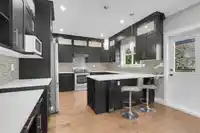 21033 80A AVENUE - thumbnail 3