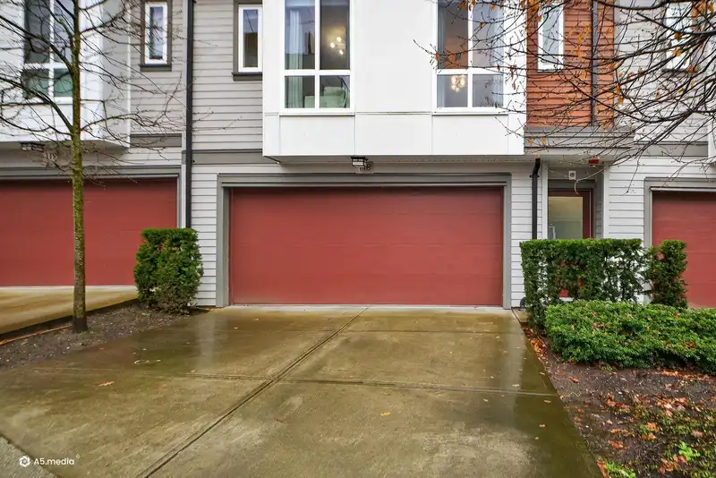 118 7947 209 STREET - photo 2 of 30
