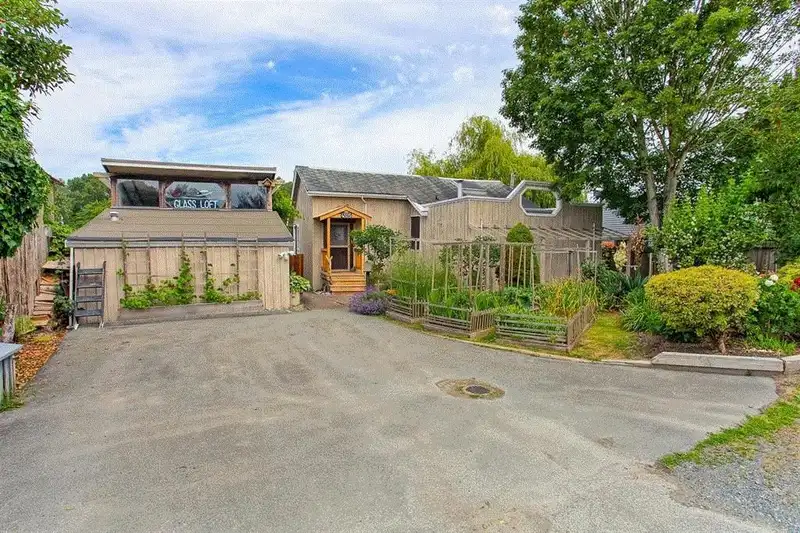 4525 W RIVER ROAD - photo 1 of 13