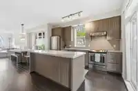 42 1305 SOBALL STREET - thumbnail 10