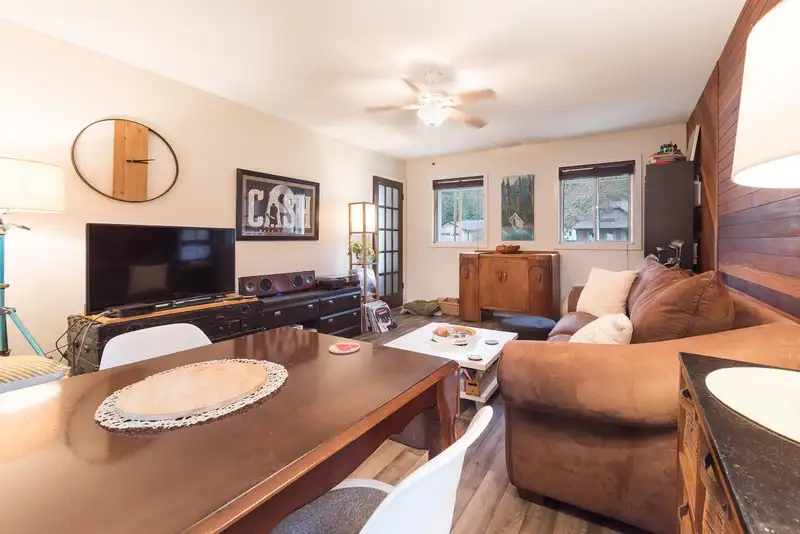 3857 KAREN DRIVE - photo 2 of 40