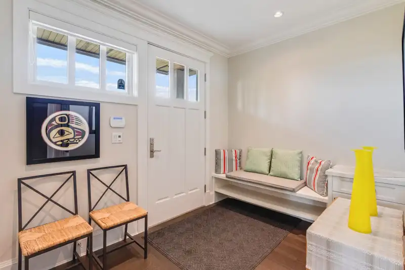 2228 MAHON AVENUE - photo 3 of 40