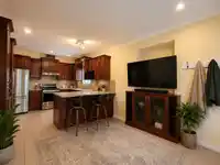 760 E 49TH AVENUE - thumbnail 5