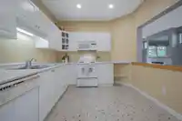 205 5677 208 STREET - thumbnail 18