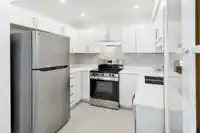 6 7660 ABERCROMBIE DRIVE - thumbnail 2