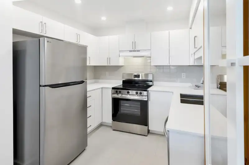 6 7660 ABERCROMBIE DRIVE - photo 2 of 39