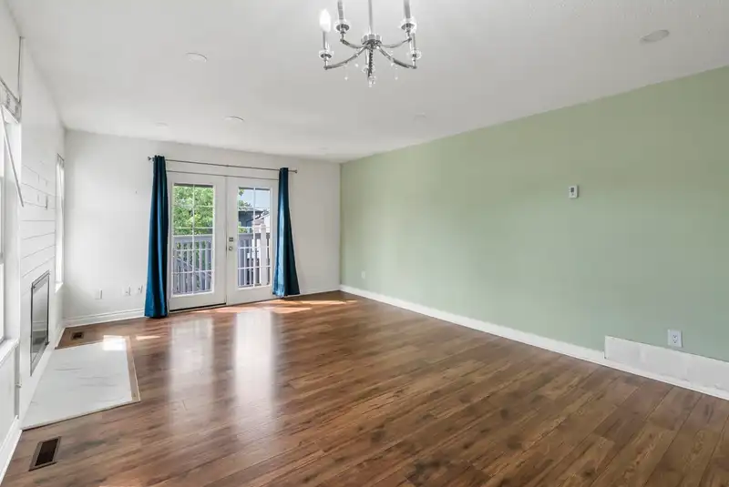 2268 WILLOUGHBY WAY - photo 4 of 30