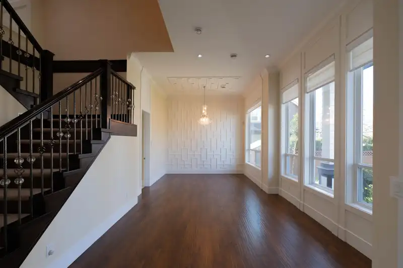 7420 116 STREET - photo 4 of 40