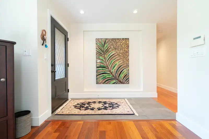 81 MORVEN DRIVE - photo 4 of 30