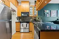 520 8988 HUDSON STREET - thumbnail 14