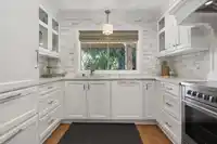 10877 64A AVENUE - thumbnail 11