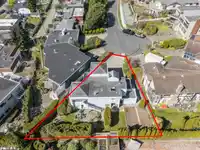 15662 SEMIAHMOO AVENUE - thumbnail 4
