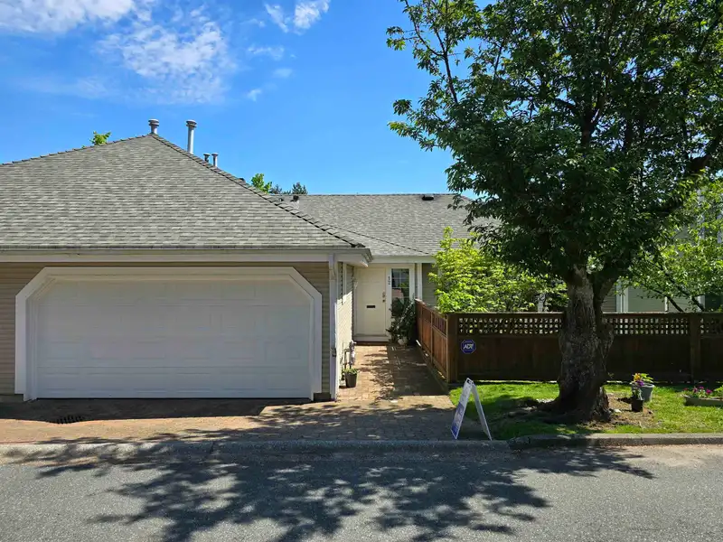 12 1140 FALCON DRIVE - photo 1 of 20