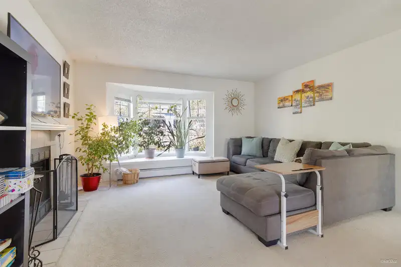 12 1140 FALCON DRIVE - photo 2 of 20
