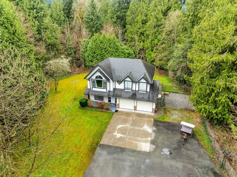 8967 EMIRY STREET - photo 2 of 40