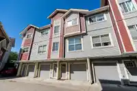 33 6945 185 STREET - thumbnail 2