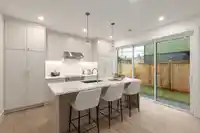 462 E 17TH AVENUE - thumbnail 5