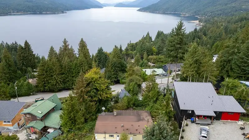5894 SKOOKUMCHUK ROAD - photo 1 of 28