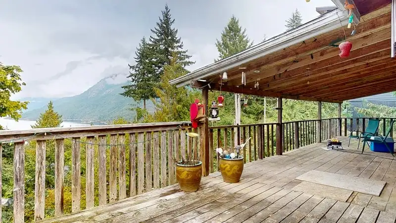 5894 SKOOKUMCHUK ROAD - photo 3 of 28