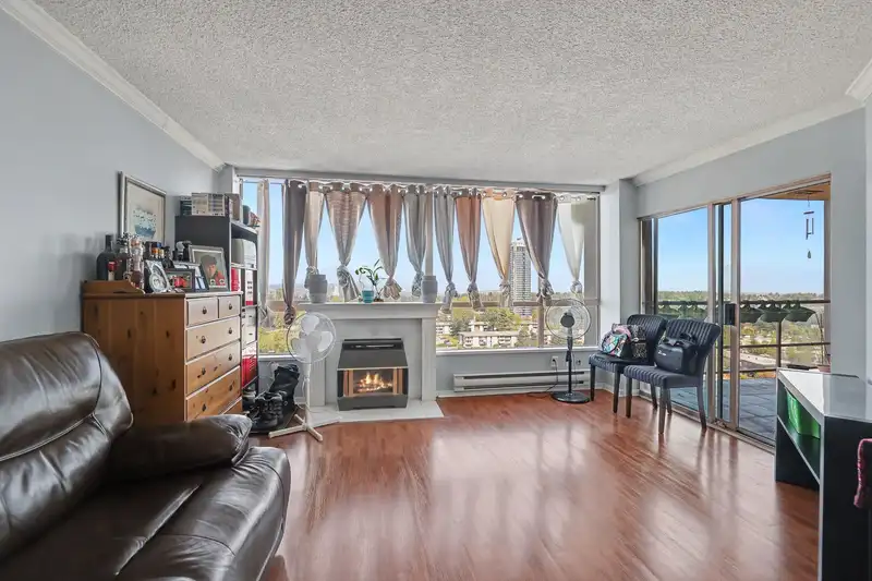 1701 14881 103A AVENUE - photo 4 of 22